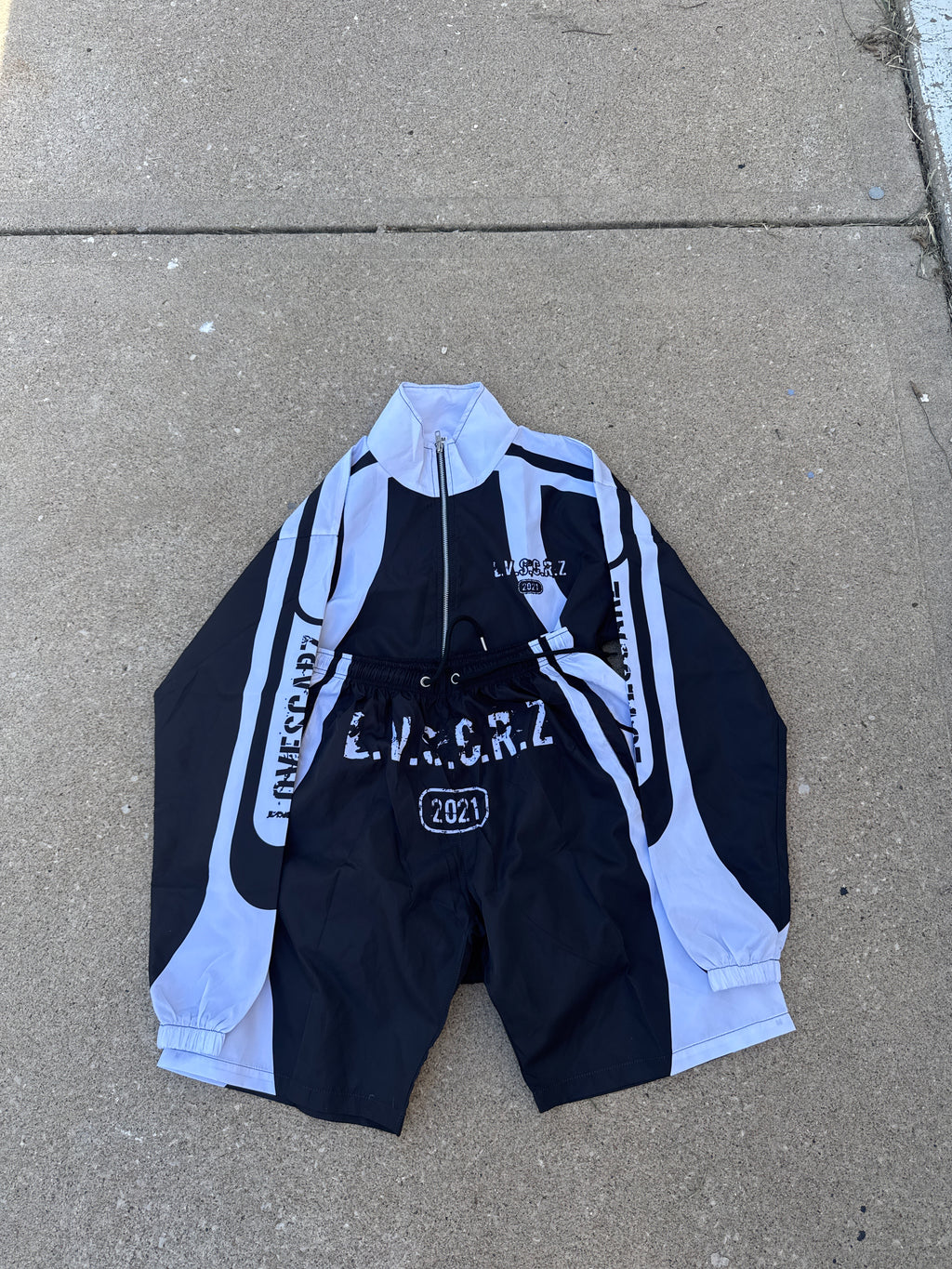 Black windbreaker short sets